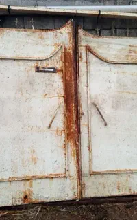 درب حیاط،باغ،خانه