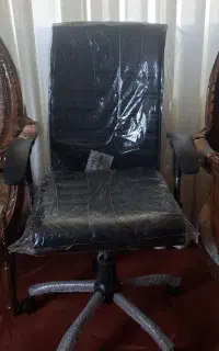 صندلی فروشگاهی نو