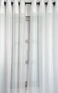 تعدادی پرده فروشی