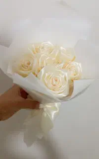 گل روبانی ماه
