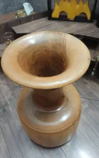 سنتور با مضراب وکیف ضد ضربه و تنبک با کاور ق ت