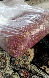 گل محمدی خشک شده