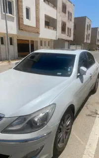 فروش ماشین جنسیس