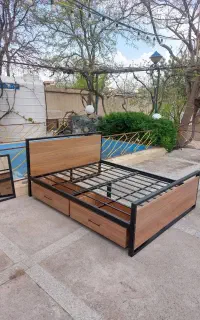 تولید انواع تخت سفارشی چوب فلز