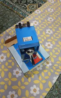 مدادتراش رومیزیmodern