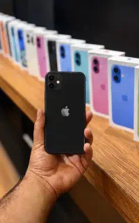 آیفون ۱۱ نرمال