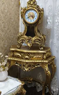 ساعت ایستاده
