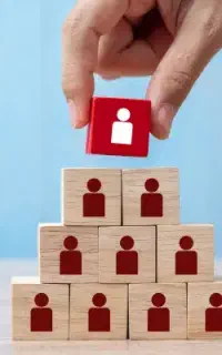 استخدام پشتیبان تلفنی خانم