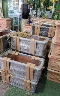گلدان چهار گوش گلدان چاهی خمره سبز