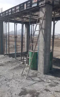 کارگر ارماتوربند قالب‌بندی