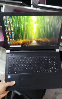 توشیبا ژاپنی Toshiba i5 Gen8 RAM8 SSD256 UHD تمیز