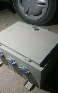 کابل آلومینیوم 4*16 وتابلو برق به 30*40 9عدد فیوز