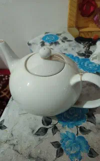 قوری چینی قدیمی