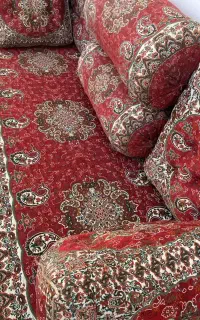 رو تختی ، نشیمن از ۲ تکه ۱۱ تکه قالیکده