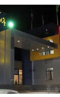 فروشنده آقا