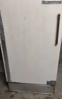 یخچال ارج درحال استفاده