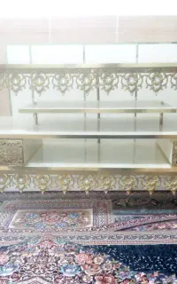 میز تلویزیون برنزی سایز بزرگ تا 65جواب میده