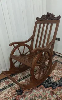 صندلی راک ، مادر بزرگ