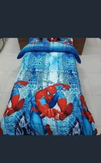 رو تختی اسپایدرمن