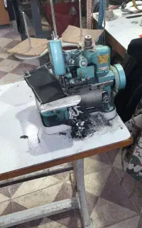 چرخ سردوز در حد نو با میز