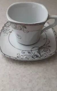 چینی پردیس 141 پارچه ۱۳ تومن