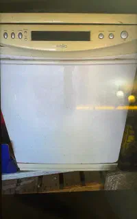 ماشین ظرفشویی