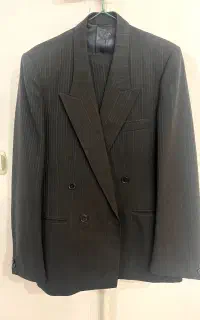 کت وشلوار