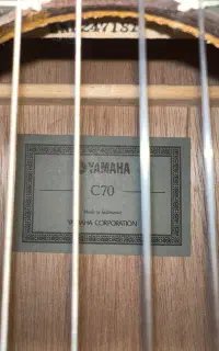 گیتار C70. اندونزی
