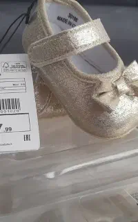 کفش و لباس نوزاد آکبند