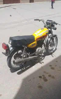 موتور ۱۲۵ مدل ۸۴ پلاک قدیم