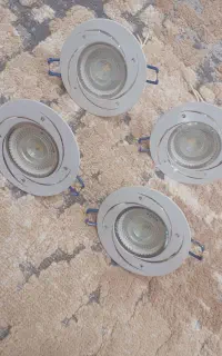 حالوژن ۲۵ وات