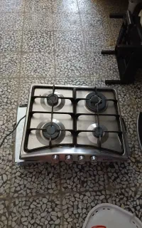گاز 4شعله در حد نوتمام استیل