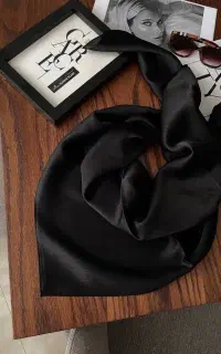 لباس ۴