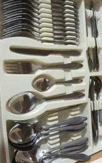 سرویس قاشق وچنگال۲۴نفره