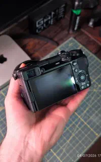 دوربین سونی الفا ۶۷۰۰