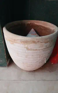 گلدان سفالی