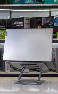 لپتاپ Lenovo با پردازنده R5-7520U و هارد 512GB SSD