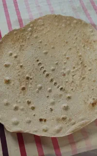 نان سبوسدار تنوری جهت سفارش تماس بگیرید پیک رایگان