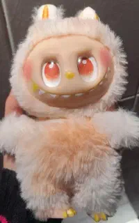 عروسک لبوبو