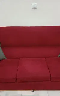 کاناپه ۳ نفره و میز جلو