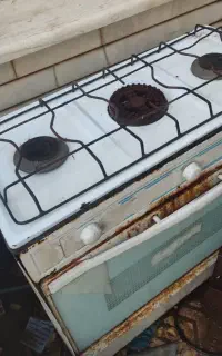 اجاق گاز سه شعله