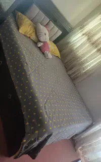 تخت دو نفره