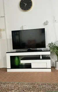میز تلوزیون