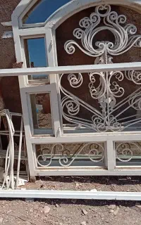 درب و پنجره در حد نو جنس عالی