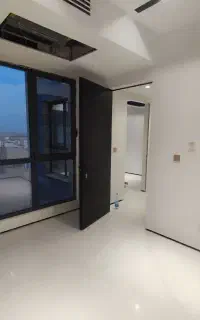 175متر/ سند اداری / جردن / 5پارکینگ / 9ساله