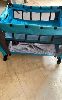 تخت پارک کودک