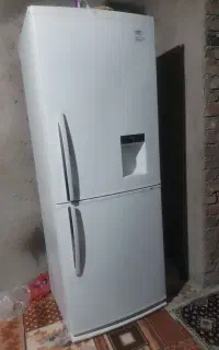 یخچال در حد خوشک