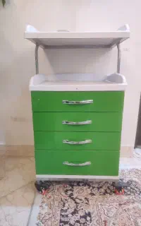 ترولی کلینیک زیبایی