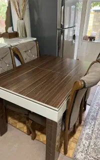 میز ناهار خوری و جلومیزی