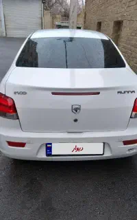 رانا سفید آخرمدل بی رنگ معاوضه  دارم بی رنگ درحد